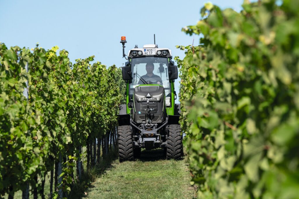 Fendt e100 V Vario w sadzie